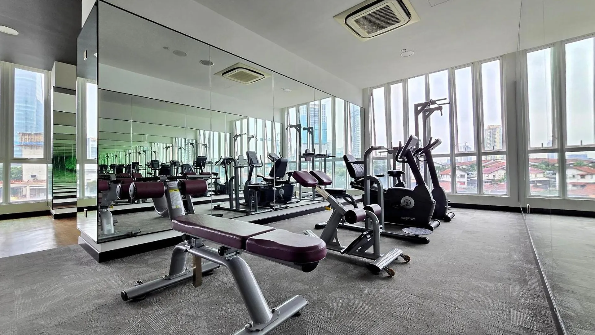 47F Cozy Central City Suite Jb Ciq 5-6 Pax Johor Bahru